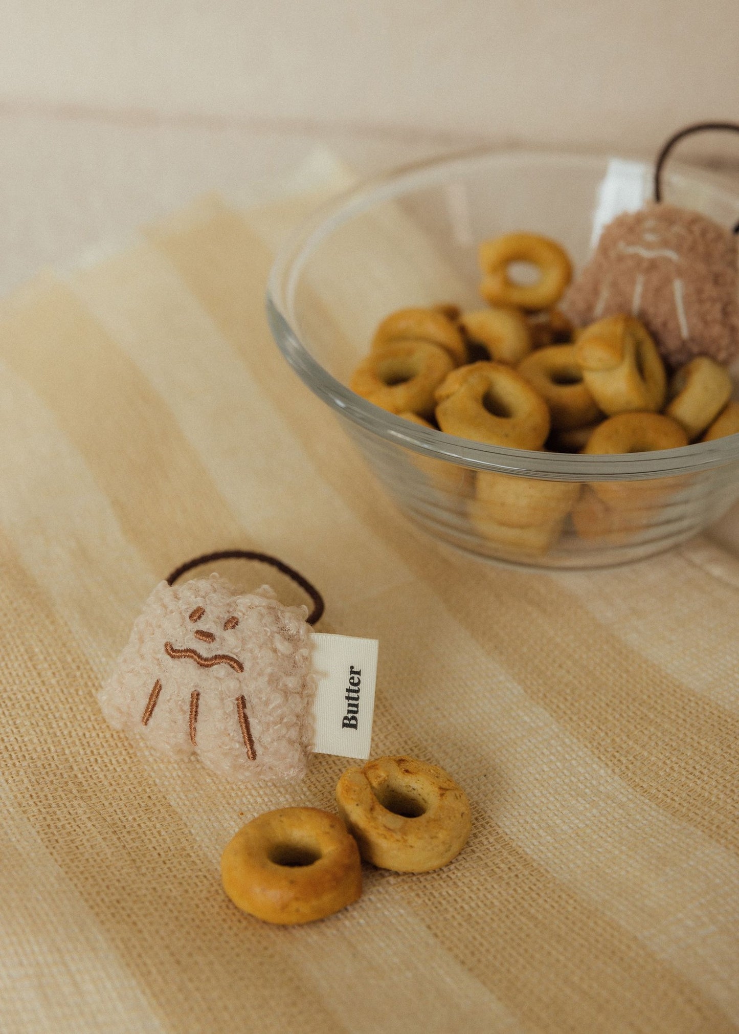 Canelé-Shaped Hair Tie